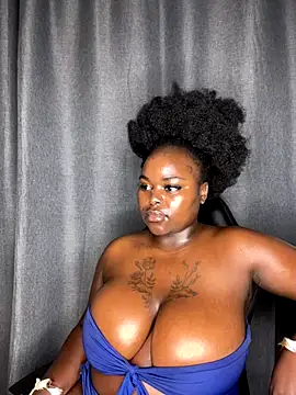 Honeycoco0211 online show from December 2025 03:22:02 AM