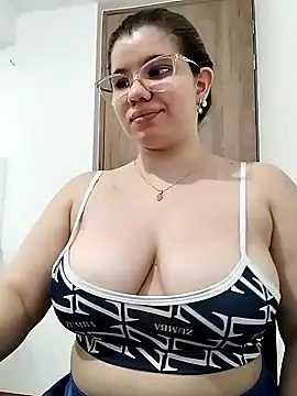 Danzel1105 online show from February 2025 06:48:01 PM