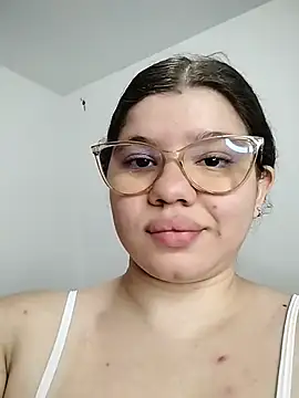 Snapshot of Danzel1105 chatting on July 2026 03:38:02 PM Danzel1105 online show from July 2026 03:38:02 PM