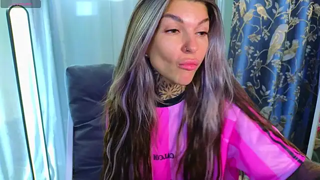 tattooedBabyy online show from October 2025 09:17:01 AM