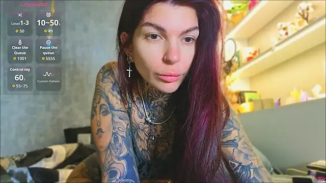tattooedBabyy online show from April 2026 06:27:01 AM