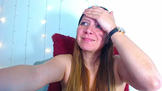 Snapshot of camila_delarosa chatting on December 2024 07:22:02 PM camila delarosa online show from December 2024 07:22:02 PM