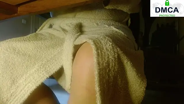 Snapshot of freaky_570 chatting on March 2026 04:02:02 PM freaky 570 online show from March 2026 04:02:02 PM