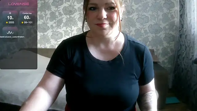 Snapshot of Sabrina_Poison chatting on June 2026 02:47:01 AM Sabrina Poison online show from June 2026 02:47:01 AM