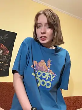 Snapshot of Crayzy_Luv chatting on January 2025 12:41:01 AM Crayzy Luv online show from January 2025 12:41:01 AM