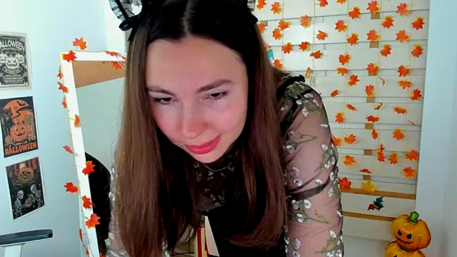 Lexy flower online show from October 2025 01:45:01 PM