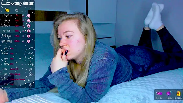 kitti kaattt online show from December 2024 03:15:02 AM