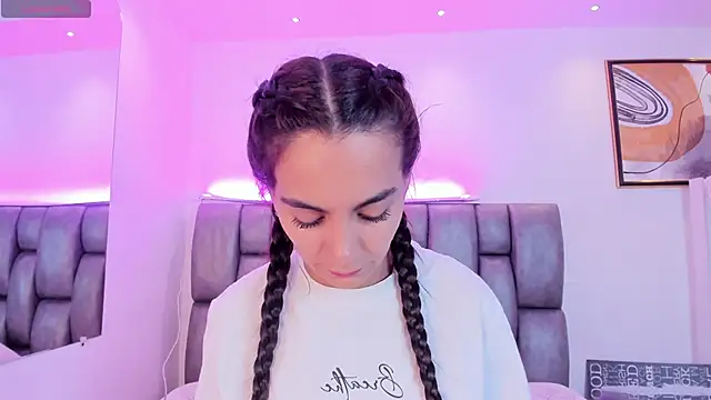 martina mancini online show from September 2025 12:49:02 PM