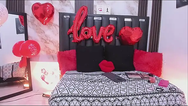 katherina diaz online show from February 2026 03:42:01 PM