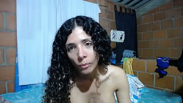 Nadia Monroe online show from September 2025 12:12:01 AM