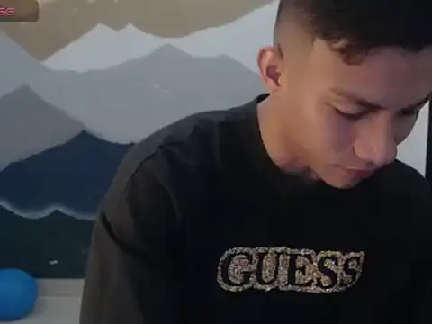 Snapshot of aalan_foxter chatting on February 2025 11:45:01 PM aalan foxter online show from February 2025 11:45:01 PM