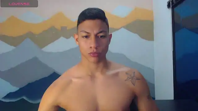 Snapshot of aalan_foxter chatting on February 2025 04:50:02 AM aalan foxter online show from February 2025 04:50:02 AM