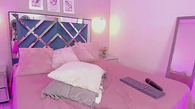 Miakhalifa 7 online show from March 2025 02:52:02 PM