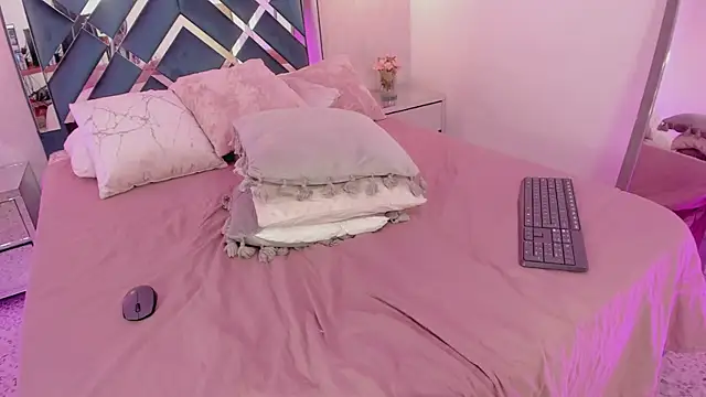 Miakhalifa 7 online show from March 2025 05:48:02 PM