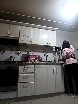 Dominik girl online show from October 2025 10:40:02 PM