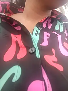 Dominik girl online show from October 2025 07:03:01 PM