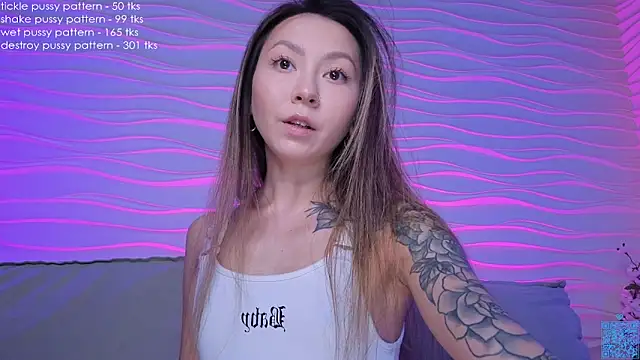 im casey online show from April 2026 08:19:02 AM