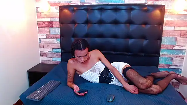 Foxy Ella  online show from March 2025 02:30:01 PM