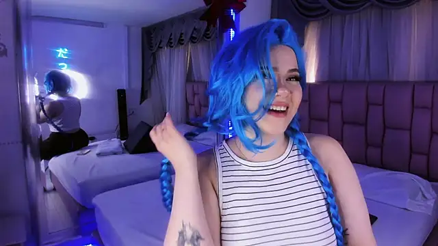 albaismynameX online show from December 2024 12:12:02 PM