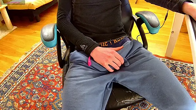 yourbrittyboy69 online show from February 2025 08:57:01 PM