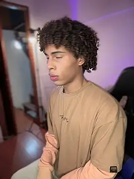 kleo helenos online show from December 2025 06:07:01 AM