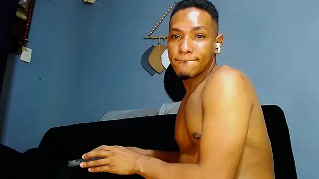 Snapshot of Grandeygruesa1 chatting on February 2025 12:44:02 PM Grandeygruesa1 online show from February 2025 12:44:02 PM