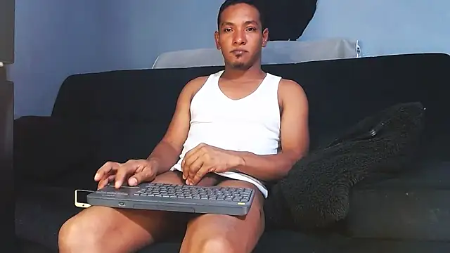 Snapshot of Grandeygruesa1 chatting on September 2025 03:17:02 AM Grandeygruesa1 online show from September 2025 03:17:02 AM