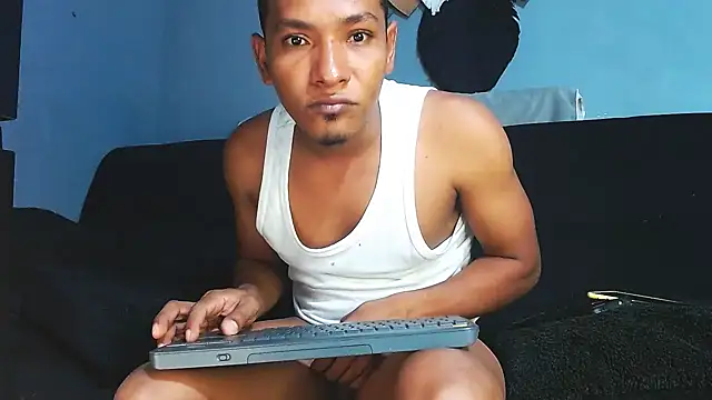 Snapshot of Grandeygruesa1 chatting on November 2025 03:19:01 AM Grandeygruesa1 online show from November 2025 03:19:01 AM