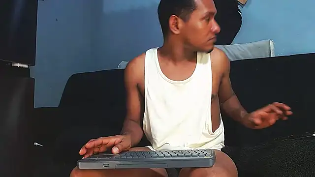 Grandeygruesa1 online show from April 2026 02:27:01 AM