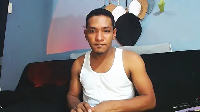 Grandeygruesa1 online show from May 2026 06:42:02 AM