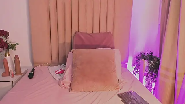 MirandaRoxx online show from September 2025 11:59:02 AM