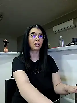 Snapshot of Milf_Abigail chatting on February 2025 11:36:01 PM Milf Abigail online show from February 2025 11:36:01 PM