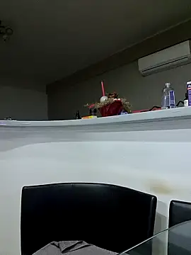 Snapshot of Milf_Abigail chatting on February 2025 02:15:01 AM Milf Abigail online show from February 2025 02:15:01 AM