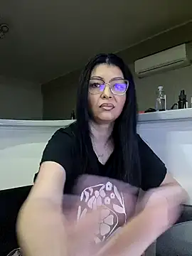 Snapshot of Milf_Abigail chatting on February 2025 11:36:01 PM Milf Abigail online show from February 2025 11:36:01 PM