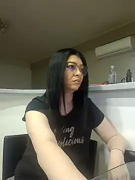 Snapshot of Milf_Abigail chatting on February 2025 01:13:02 AM Milf Abigail online show from February 2025 01:13:02 AM