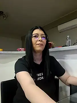 Snapshot of Milf_Abigail chatting on February 2025 02:14:01 AM Milf Abigail online show from February 2025 02:14:01 AM