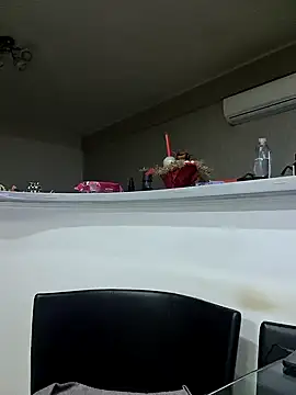 Snapshot of Milf_Abigail chatting on February 2025 02:42:02 AM Milf Abigail online show from February 2025 02:42:02 AM