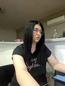 Snapshot of Milf_Abigail chatting on February 2025 12:54:02 AM Milf Abigail online show from February 2025 12:54:02 AM