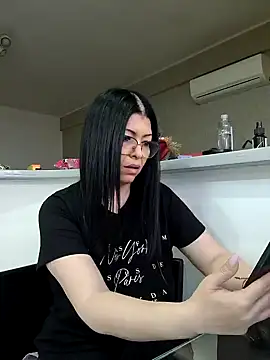 Snapshot of Milf_Abigail chatting on March 2025 05:20:02 AM Milf Abigail online show from March 2025 05:20:02 AM