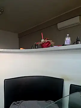 Snapshot of Milf_Abigail chatting on March 2025 05:29:02 AM Milf Abigail online show from March 2025 05:29:02 AM