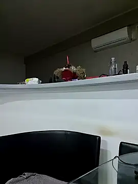 Snapshot of Milf_Abigail chatting on March 2025 03:53:02 AM Milf Abigail online show from March 2025 03:53:02 AM