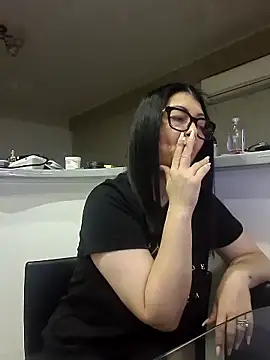 Snapshot of Milf_Abigail chatting on September 2025 01:30:01 AM Milf Abigail online show from September 2025 01:30:01 AM