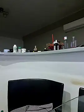 Snapshot of Milf_Abigail chatting on October 2025 02:10:01 AM Milf Abigail online show from October 2025 02:10:01 AM