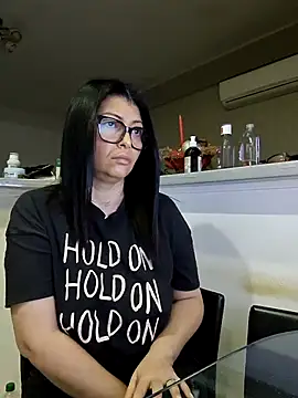 Snapshot of Milf_Abigail chatting on October 2025 12:52:02 AM Milf Abigail online show from October 2025 12:52:02 AM