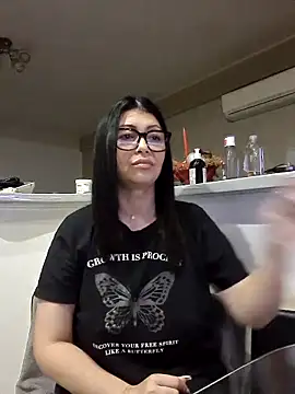 Snapshot of Milf_Abigail chatting on October 2025 12:53:01 AM Milf Abigail online show from October 2025 12:53:01 AM