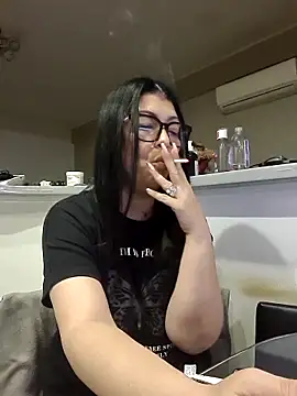 Snapshot of Milf_Abigail chatting on October 2025 01:05:01 AM Milf Abigail online show from October 2025 01:05:01 AM