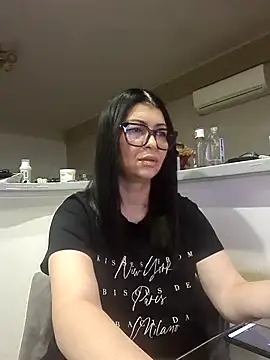 Snapshot of Milf_Abigail chatting on October 2025 10:21:01 PM Milf Abigail online show from October 2025 10:21:01 PM