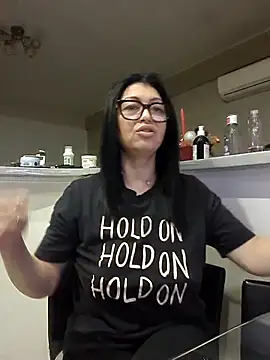 Snapshot of Milf_Abigail chatting on November 2025 02:21:01 AM Milf Abigail online show from November 2025 02:21:01 AM