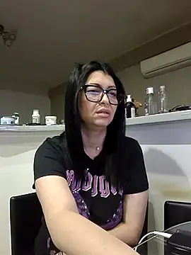 Snapshot of Milf_Abigail chatting on November 2025 11:47:02 PM Milf Abigail online show from November 2025 11:47:02 PM