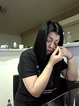 Snapshot of Milf_Abigail chatting on November 2025 10:53:02 PM Milf Abigail online show from November 2025 10:53:02 PM